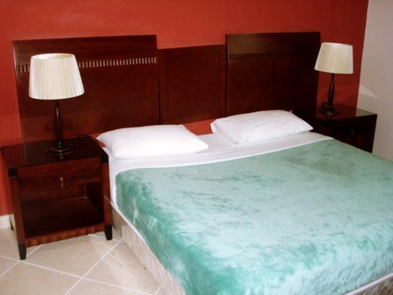 Continental Suite Farwaniya Kuwait City Exterior photo